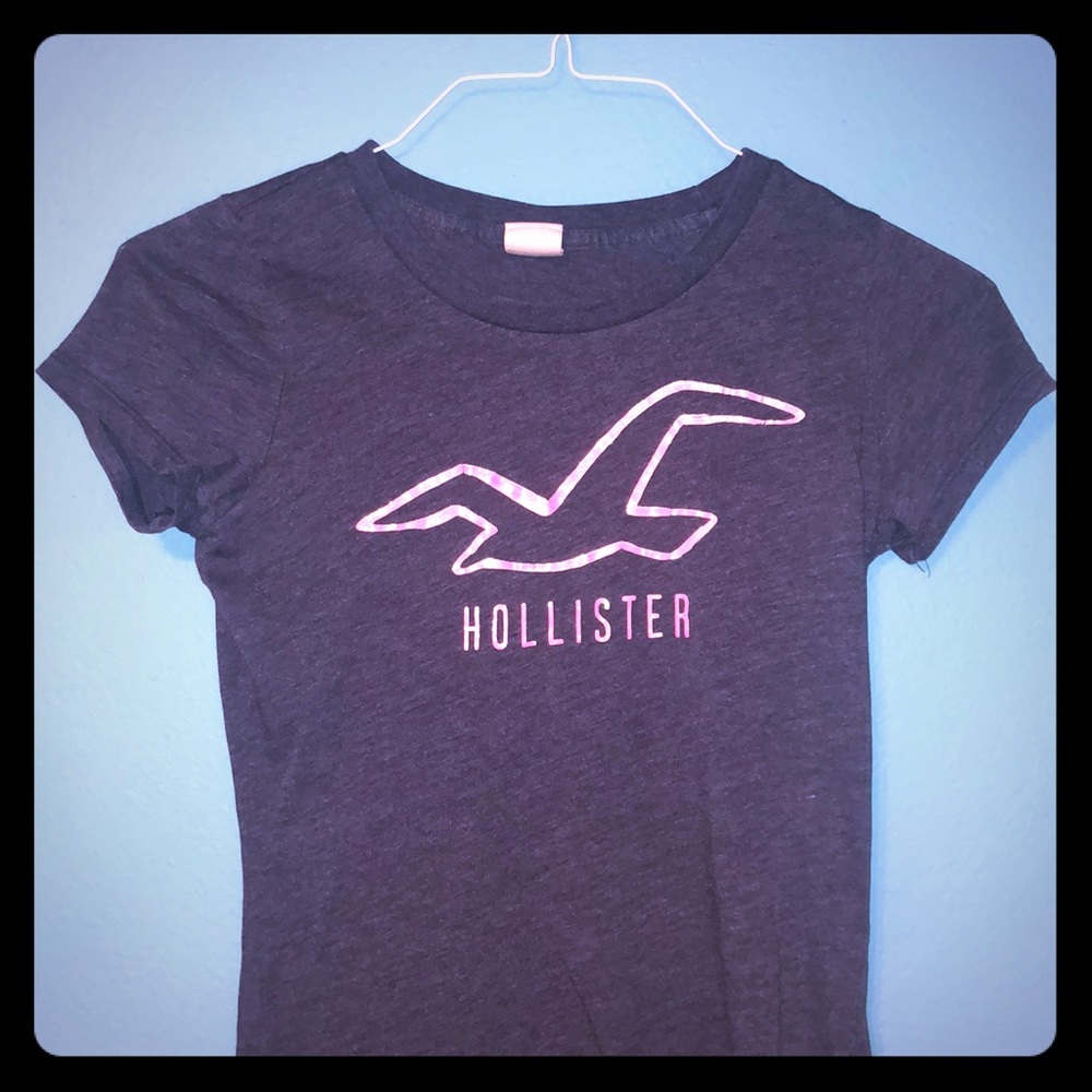 Hollister Small Short Sleeved Shirt